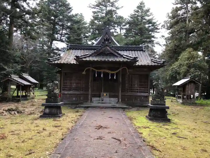 御出石神社の本殿・本堂