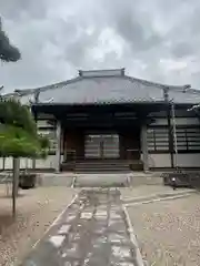 弥勒寺の本殿