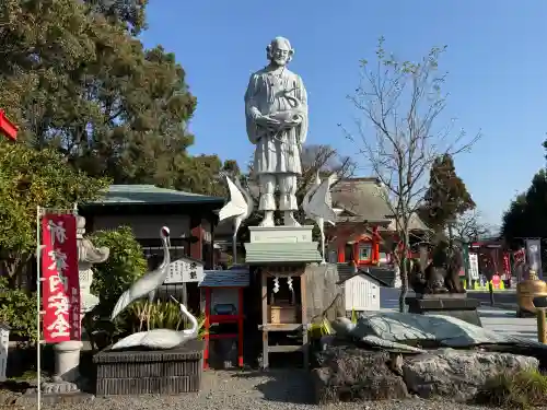 箱崎八幡神社の{uncategorized: "未分類", other: "その他", undefined: "問題あり", building: "その他建物", grave: "お墓", sacred_gate: "鳥居", guardian: "狛犬", statue: "像", buddha: "仏像", history: "歴史", nature: "自然", garden: "庭園", animal: "動物", pagoda: "塔", temizu: "手水舎", mountain_gate: "山門・神門", sanctuary: "本殿・本堂", subordinate: "末社・摂社", art: "芸術", scenery: "景色", jizo: "地蔵", ema: "絵馬", goshuin: "御朱印", omikuji: "おみくじ", items: "授与品その他", amulet: "お守り", goshuincho: "御朱印帳", eats: "食事", festival: "お祭り", votive_dance: "神楽", shichigosan: "七五三参", wedding: "結婚式", experience: "体験その他", initially: "初詣", around: "周辺", anti_infection: "感染症対策"}