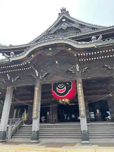 豊川閣　妙厳寺の本殿・本堂