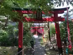 鴨島八幡神社の末社