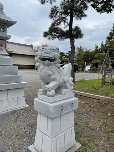 湯倉神社の狛犬