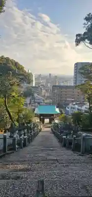 日尾八幡神社の{uncategorized: "未分類", other: "その他", undefined: "問題あり", building: "その他建物", grave: "お墓", sacred_gate: "鳥居", guardian: "狛犬", statue: "像", buddha: "仏像", history: "歴史", nature: "自然", garden: "庭園", animal: "動物", pagoda: "塔", temizu: "手水舎", mountain_gate: "山門・神門", sanctuary: "本殿・本堂", subordinate: "末社・摂社", art: "芸術", scenery: "景色", jizo: "地蔵", ema: "絵馬", goshuin: "御朱印", omikuji: "おみくじ", items: "授与品その他", amulet: "お守り", goshuincho: "御朱印帳", eats: "食事", festival: "お祭り", votive_dance: "神楽", shichigosan: "七五三参", wedding: "結婚式", experience: "体験その他", initially: "初詣", around: "周辺", anti_infection: "感染症対策"}