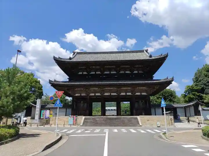 仁和寺の山門・神門