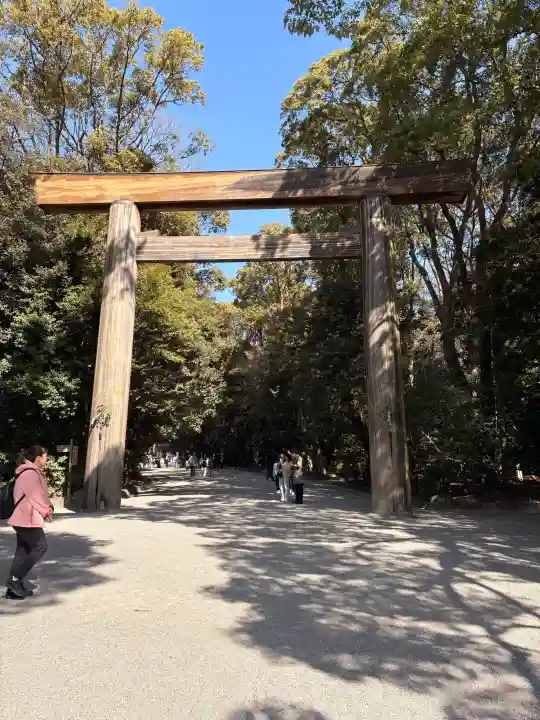 熱田神宮の{uncategorized: "未分類", other: "その他", undefined: "問題あり", building: "その他建物", grave: "お墓", sacred_gate: "鳥居", guardian: "狛犬", statue: "像", buddha: "仏像", history: "歴史", nature: "自然", garden: "庭園", animal: "動物", pagoda: "塔", temizu: "手水舎", mountain_gate: "山門・神門", sanctuary: "本殿・本堂", subordinate: "末社・摂社", art: "芸術", scenery: "景色", jizo: "地蔵", ema: "絵馬", goshuin: "御朱印", omikuji: "おみくじ", items: "授与品その他", amulet: "お守り", goshuincho: "御朱印帳", eats: "食事", festival: "お祭り", votive_dance: "神楽", shichigosan: "七五三参", wedding: "結婚式", experience: "体験その他", initially: "初詣", around: "周辺", anti_infection: "感染症対策"}