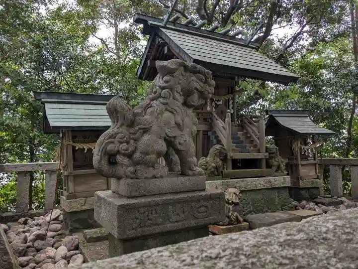 白山比咩神社の{uncategorized: "未分類", other: "その他", undefined: "問題あり", building: "その他建物", grave: "お墓", sacred_gate: "鳥居", guardian: "狛犬", statue: "像", buddha: "仏像", history: "歴史", nature: "自然", garden: "庭園", animal: "動物", pagoda: "塔", temizu: "手水舎", mountain_gate: "山門・神門", sanctuary: "本殿・本堂", subordinate: "末社・摂社", art: "芸術", scenery: "景色", jizo: "地蔵", ema: "絵馬", goshuin: "御朱印", omikuji: "おみくじ", items: "授与品その他", amulet: "お守り", goshuincho: "御朱印帳", eats: "食事", festival: "お祭り", votive_dance: "神楽", shichigosan: "七五三参", wedding: "結婚式", experience: "体験その他", initially: "初詣", around: "周辺", anti_infection: "感染症対策"}