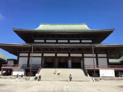 成田山新勝寺の本殿・本堂