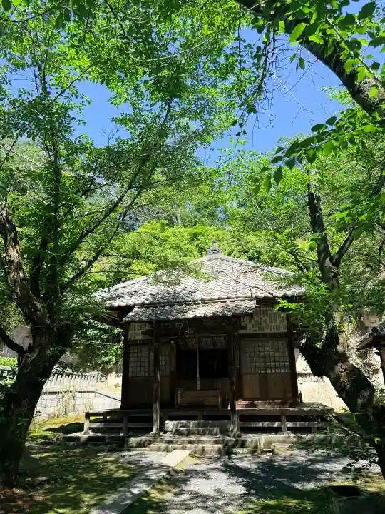正法寺の{uncategorized: "未分類", other: "その他", undefined: "問題あり", building: "その他建物", grave: "お墓", sacred_gate: "鳥居", guardian: "狛犬", statue: "像", buddha: "仏像", history: "歴史", nature: "自然", garden: "庭園", animal: "動物", pagoda: "塔", temizu: "手水舎", mountain_gate: "山門・神門", sanctuary: "本殿・本堂", subordinate: "末社・摂社", art: "芸術", scenery: "景色", jizo: "地蔵", ema: "絵馬", goshuin: "御朱印", omikuji: "おみくじ", items: "授与品その他", amulet: "お守り", goshuincho: "御朱印帳", eats: "食事", festival: "お祭り", votive_dance: "神楽", shichigosan: "七五三参", wedding: "結婚式", experience: "体験その他", initially: "初詣", around: "周辺", anti_infection: "感染症対策"}