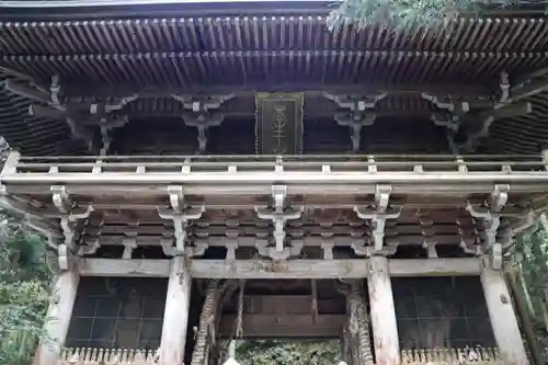 大宝寺の山門・神門