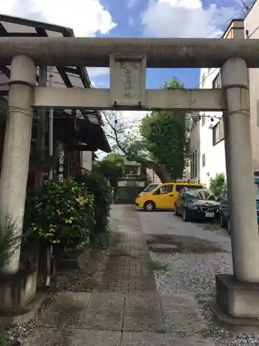 巣鴨大鳥神社の鳥居