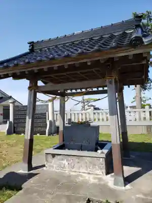 西藤平蔵神社の手水舎