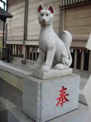 高山稲荷神社の狛犬