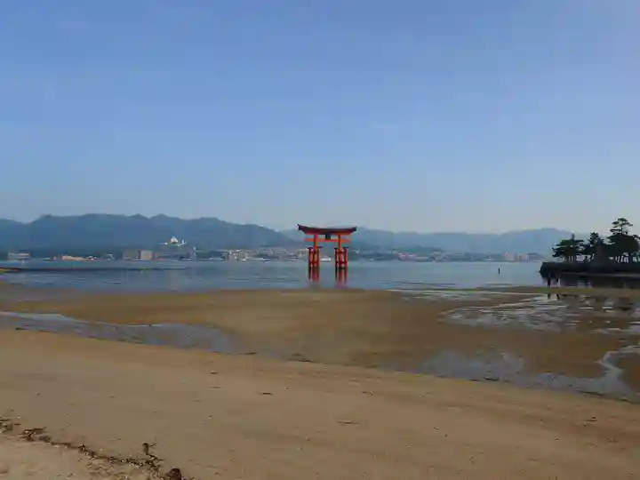 厳島神社(広島県)