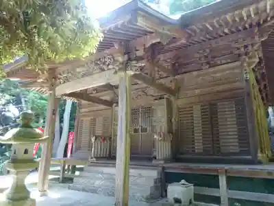 岩殿寺の本殿・本堂