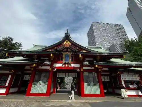 日枝神社の山門