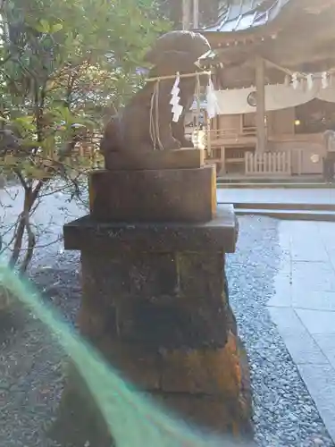 御岩神社の狛犬