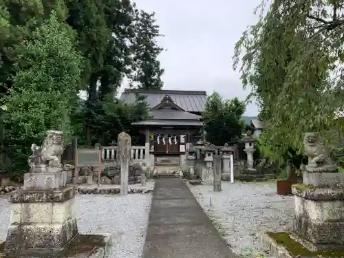 石村神社の本殿・本堂