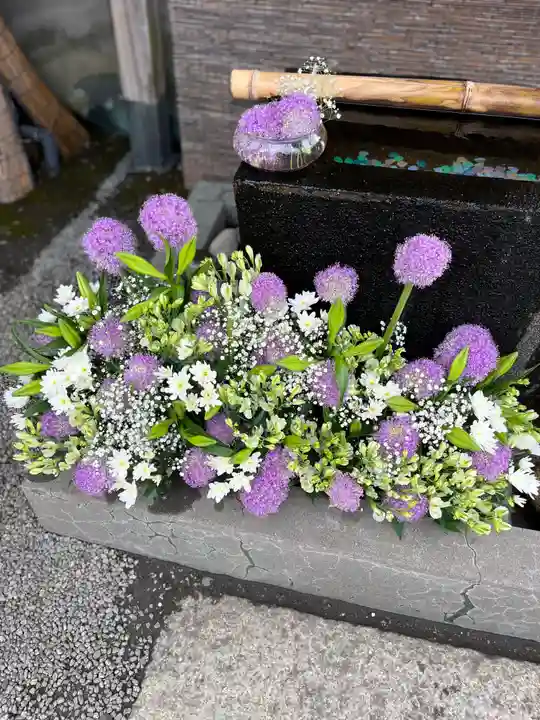 上尾御嶽神社の手水舎