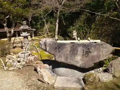 白毫寺の手水舎