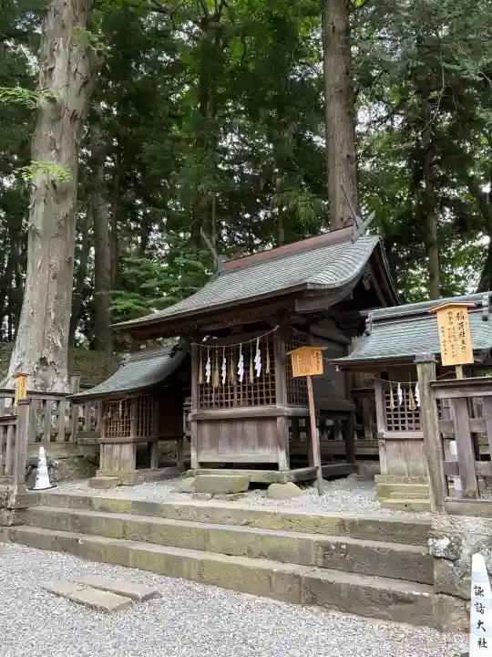 諏訪大社下社秋宮(長野県)