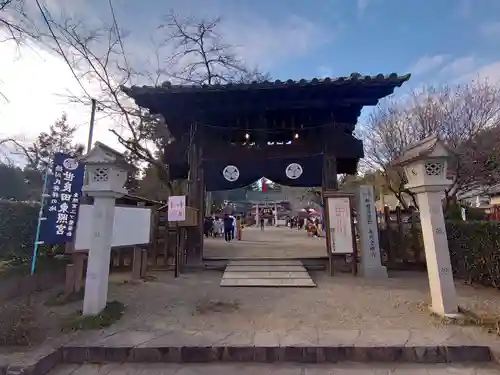 世良田東照宮の山門