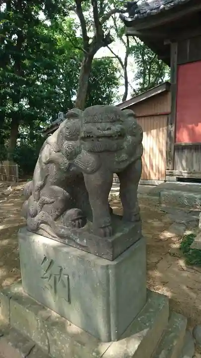 根神社の狛犬