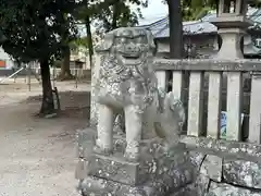 素盞嗚神社の狛犬