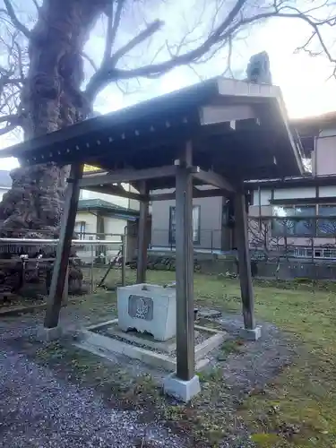 子安神社の手水舎
