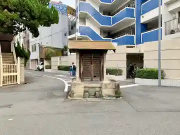 中津本一振興町会地蔵堂のその他建物