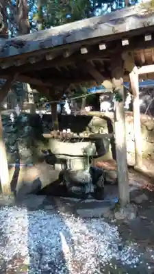 明建神社の手水舎