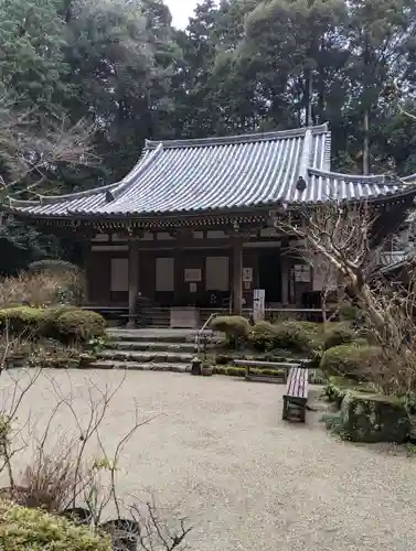 岩船寺の本殿・本堂