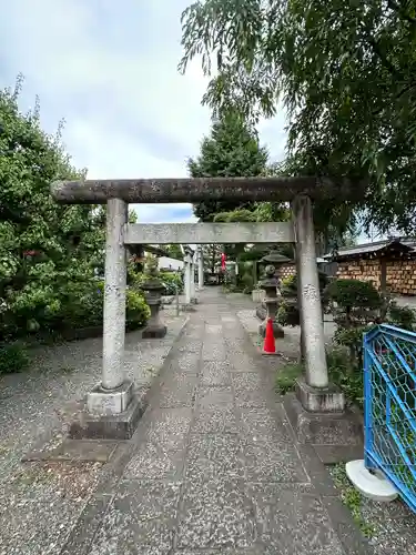 阿豆佐味天神社 立川水天宮の鳥居