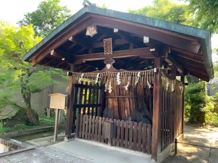 敷地神社(わら天神宮)の自然