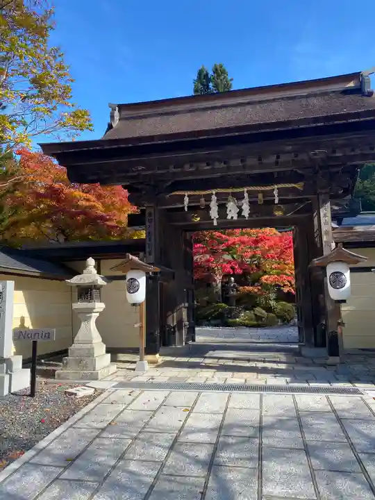 南院の山門・神門