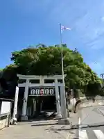 検見川神社の{uncategorized: "未分類", other: "その他", undefined: "問題あり", building: "その他建物", grave: "お墓", sacred_gate: "鳥居", guardian: "狛犬", statue: "像", buddha: "仏像", history: "歴史", nature: "自然", garden: "庭園", animal: "動物", pagoda: "塔", temizu: "手水舎", mountain_gate: "山門・神門", sanctuary: "本殿・本堂", subordinate: "末社・摂社", art: "芸術", scenery: "景色", jizo: "地蔵", ema: "絵馬", goshuin: "御朱印", omikuji: "おみくじ", items: "授与品その他", amulet: "お守り", goshuincho: "御朱印帳", eats: "食事", festival: "お祭り", votive_dance: "神楽", shichigosan: "七五三参", wedding: "結婚式", experience: "体験その他", initially: "初詣", around: "周辺", anti_infection: "感染症対策"}