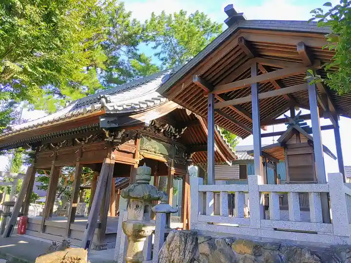 三狐神社(三孤神社)の本殿・本堂
