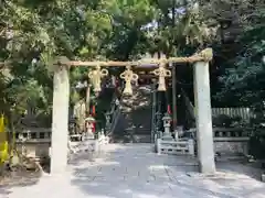 枚岡神社の建物その他