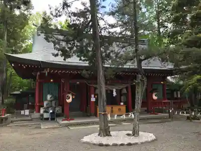 生島足島神社の本殿・本堂