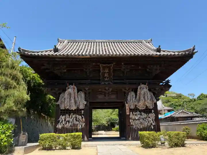 西国寺の{uncategorized: "未分類", other: "その他", undefined: "問題あり", building: "その他建物", grave: "お墓", sacred_gate: "鳥居", guardian: "狛犬", statue: "像", buddha: "仏像", history: "歴史", nature: "自然", garden: "庭園", animal: "動物", pagoda: "塔", temizu: "手水舎", mountain_gate: "山門・神門", sanctuary: "本殿・本堂", subordinate: "末社・摂社", art: "芸術", scenery: "景色", jizo: "地蔵", ema: "絵馬", goshuin: "御朱印", omikuji: "おみくじ", items: "授与品その他", amulet: "お守り", goshuincho: "御朱印帳", eats: "食事", festival: "お祭り", votive_dance: "神楽", shichigosan: "七五三参", wedding: "結婚式", experience: "体験その他", initially: "初詣", around: "周辺", anti_infection: "感染症対策"}