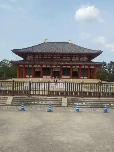 興福寺の本殿・本堂