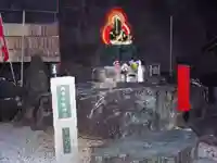 瀧不動尊の像
