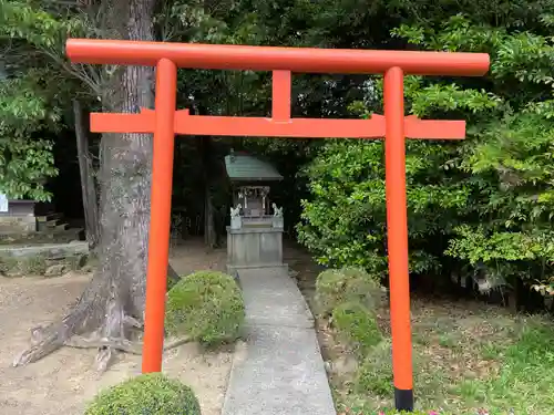 白國神社の鳥居