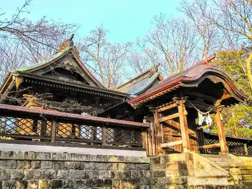 鳥海月山両所宮の本殿・本堂