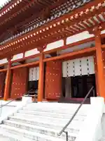 薬師寺の本殿・本堂