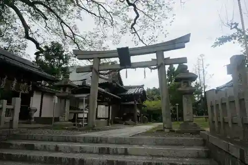 新熊野神社の鳥居