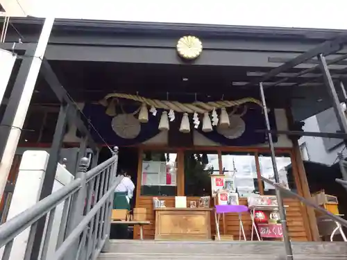 菊名神社の本殿・本堂