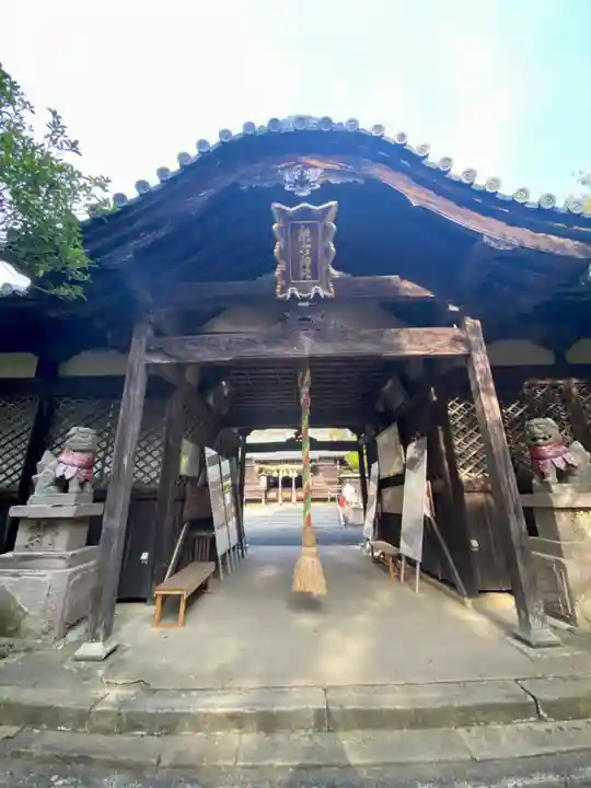 鹿島神社の山門・神門