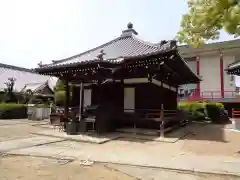 大聖勝軍寺の本殿