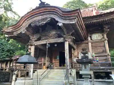 明石寺の本殿・本堂