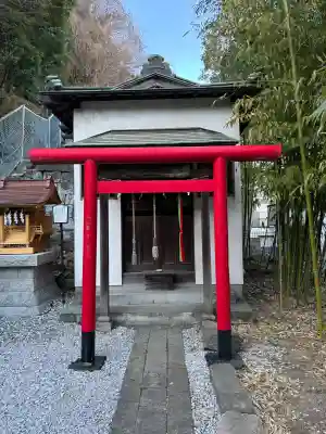 叶神社 (西叶神社)の{uncategorized: "未分類", other: "その他", undefined: "問題あり", building: "その他建物", grave: "お墓", sacred_gate: "鳥居", guardian: "狛犬", statue: "像", buddha: "仏像", history: "歴史", nature: "自然", garden: "庭園", animal: "動物", pagoda: "塔", temizu: "手水舎", mountain_gate: "山門・神門", sanctuary: "本殿・本堂", subordinate: "末社・摂社", art: "芸術", scenery: "景色", jizo: "地蔵", ema: "絵馬", goshuin: "御朱印", omikuji: "おみくじ", items: "授与品その他", amulet: "お守り", goshuincho: "御朱印帳", eats: "食事", festival: "お祭り", votive_dance: "神楽", shichigosan: "七五三参", wedding: "結婚式", experience: "体験その他", initially: "初詣", around: "周辺", anti_infection: "感染症対策"}